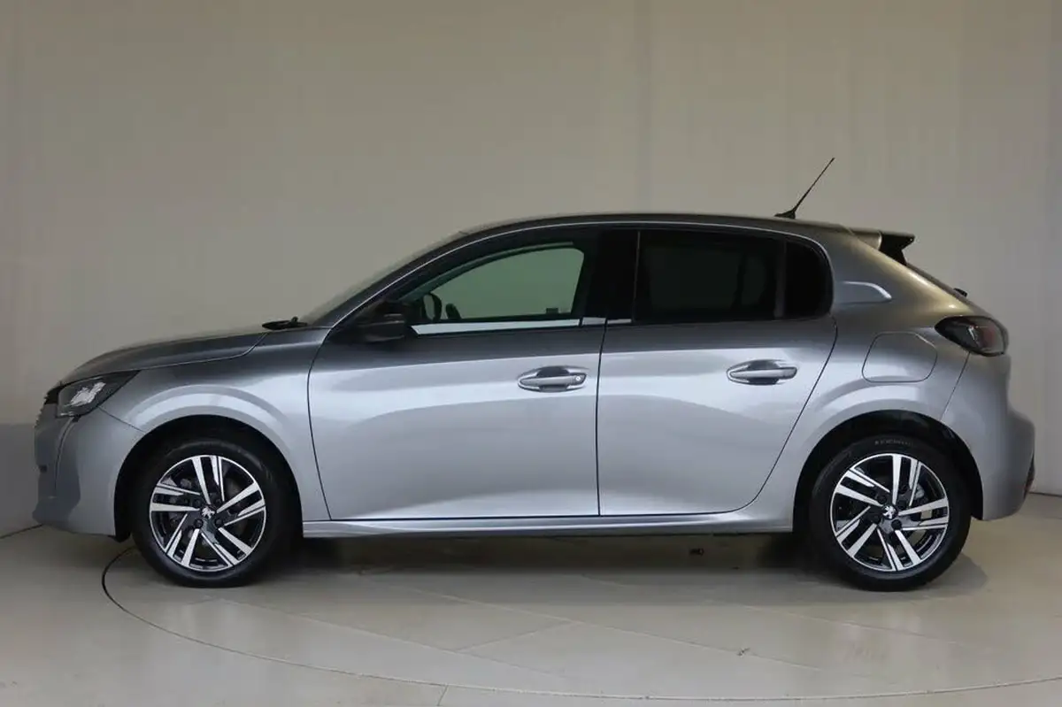2022-peugeot-208-15-bluehdi-allure-premium-big-11