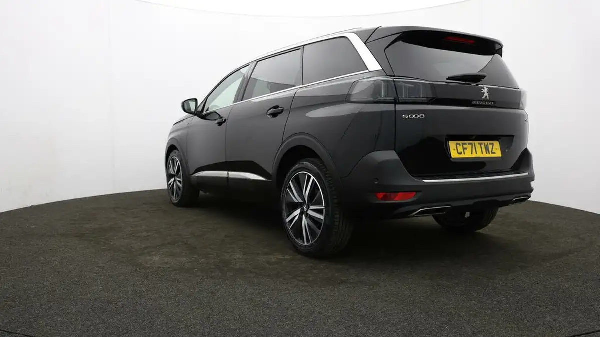 2021-peugeot-5008-suv-12-puretech-gt-premium-big-75