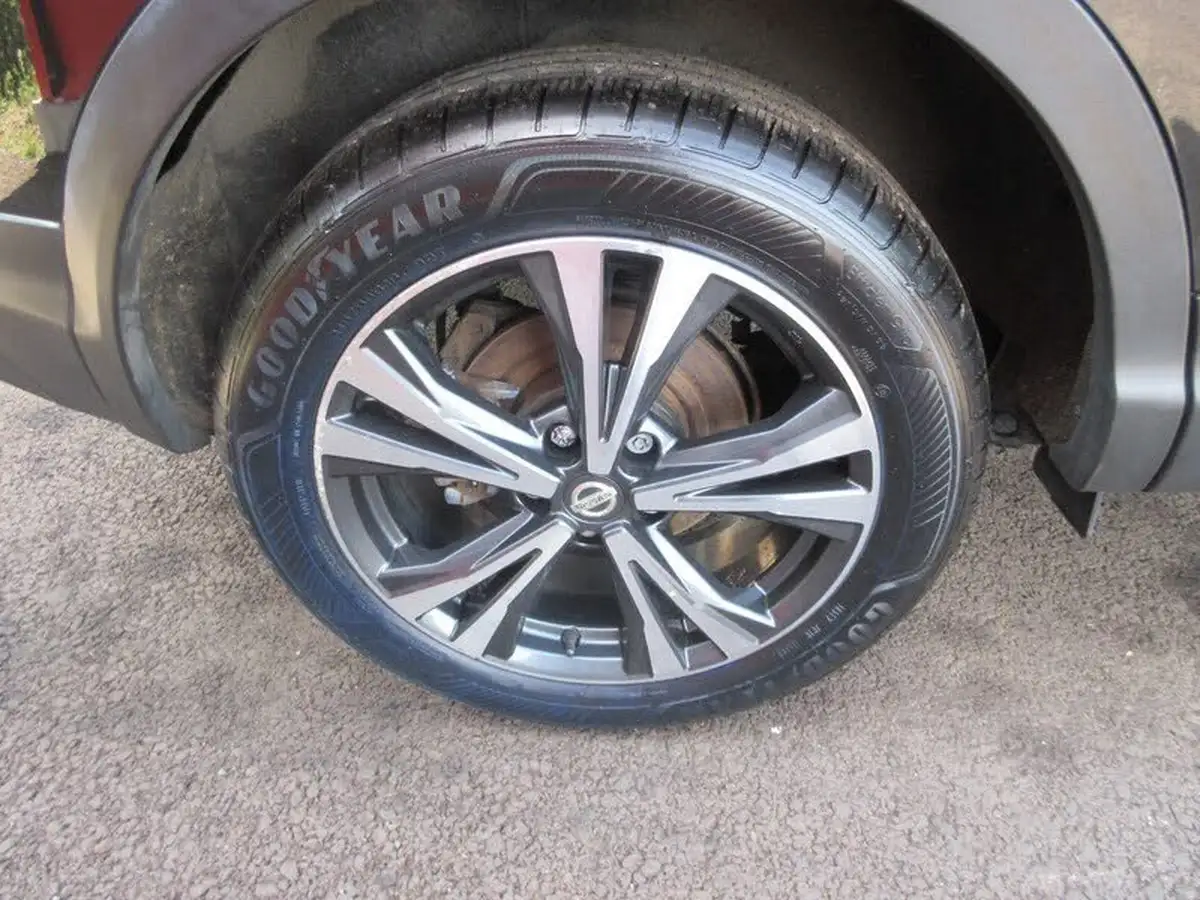 2017-nissan-qashqai-15dci-n-connecta-big-25