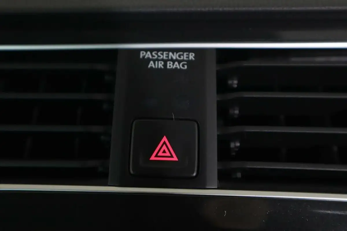 2021-volkswagen-tiguan-15-tsi-r-line-big-55