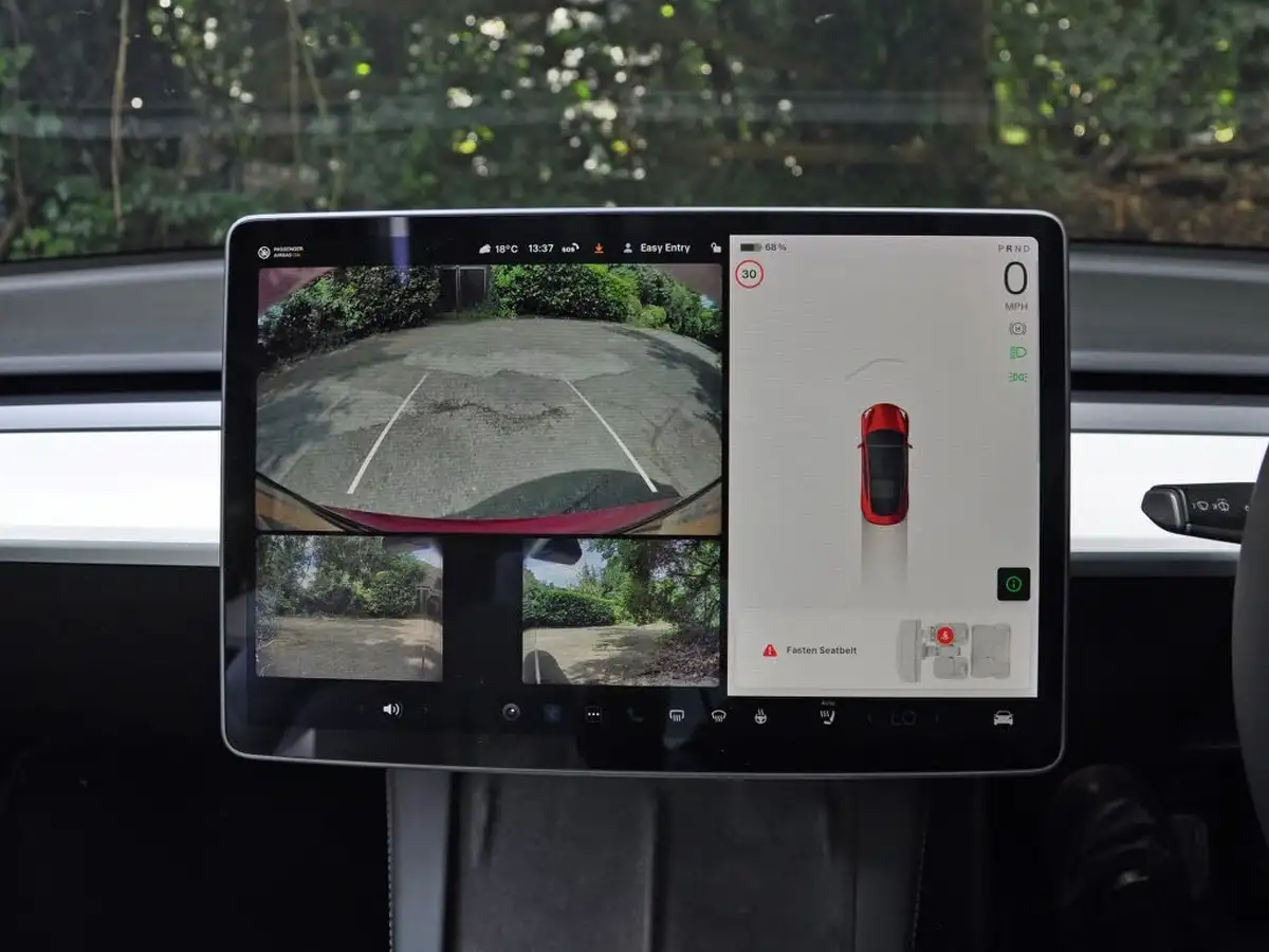 2021-tesla-model-3-e-long-range-4x4-big-45
