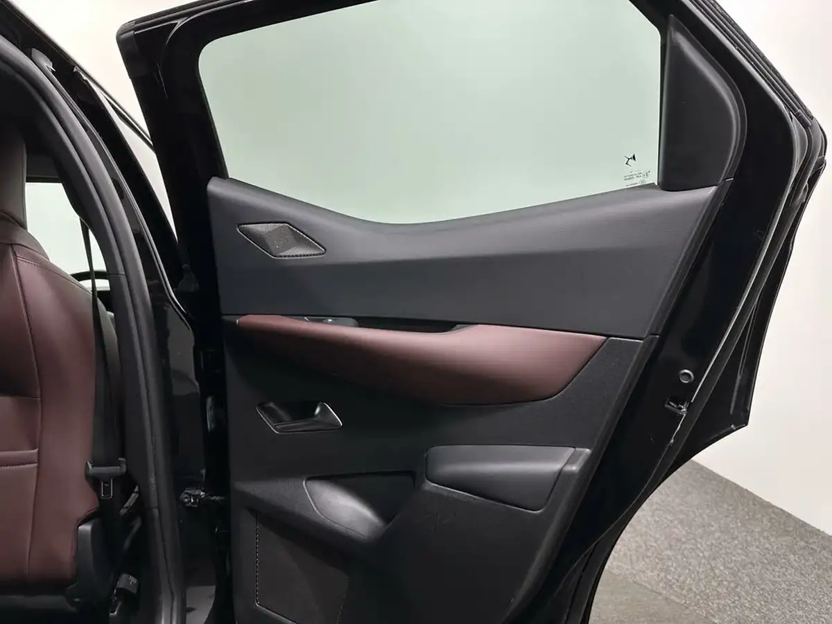 2019-ds-ds-3-crossback-12-puretech-la-premiere-155ps-big-42
