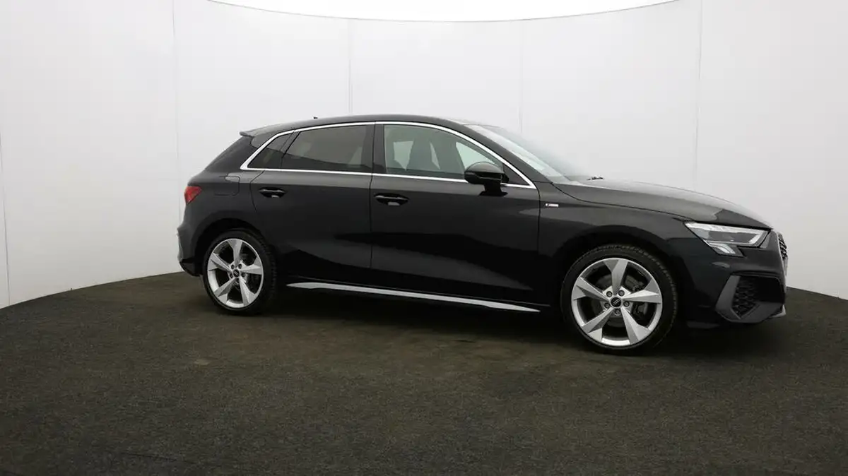 2021-audi-a3-14-40-tfsi-e-s-line-big-49