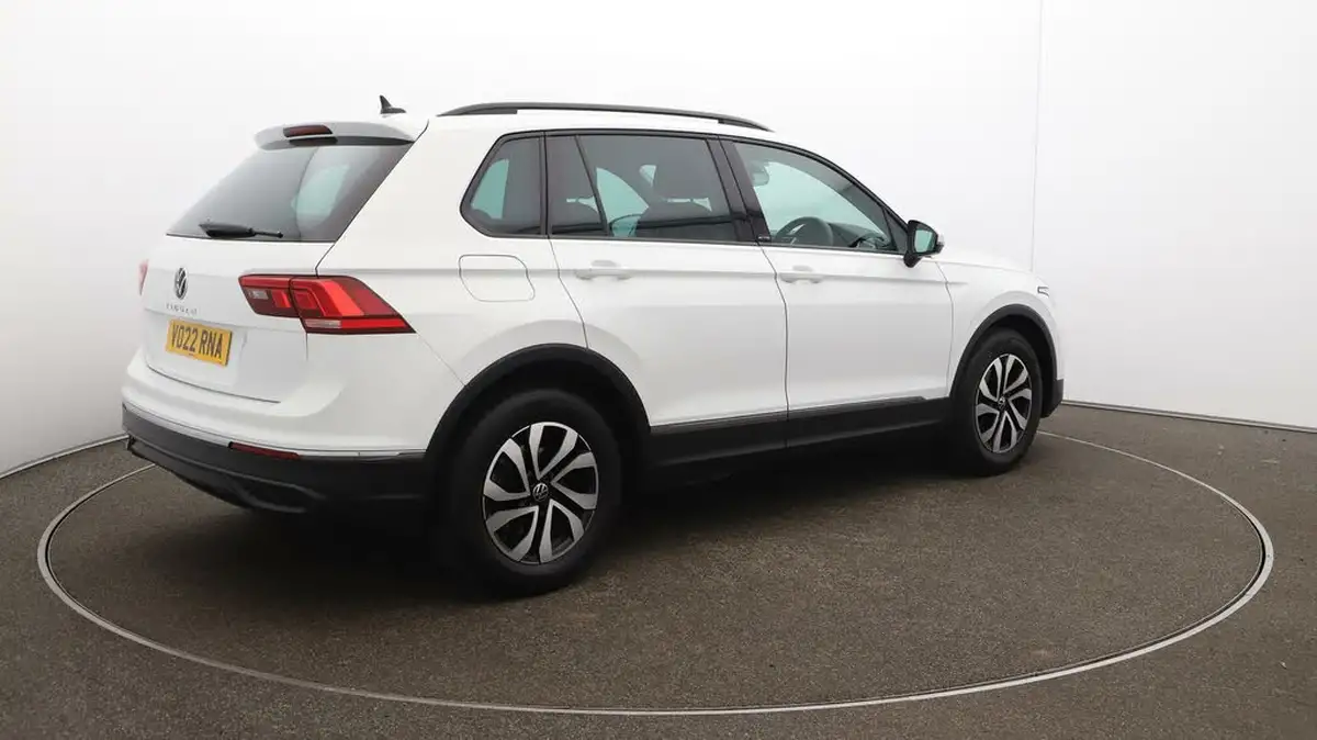 2022-volkswagen-tiguan-15-tsi-active-130ps-big-51