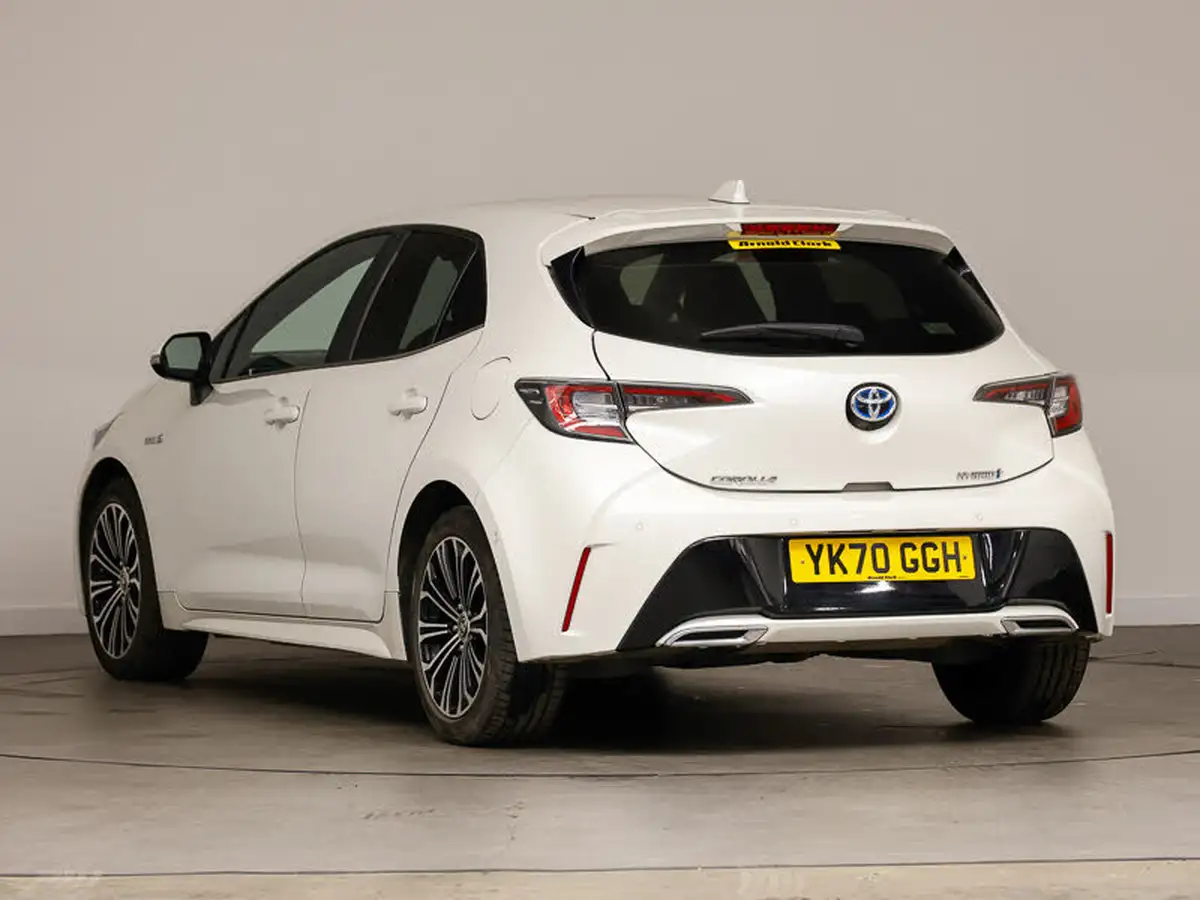 2020-toyota-corolla-20-vvt-i-design-spare-wheel-hatchback-big-1