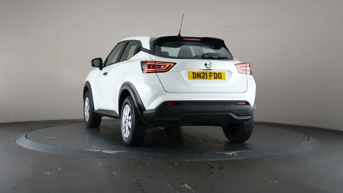 2021-nissan-juke-10-dig-t-visia-big-52