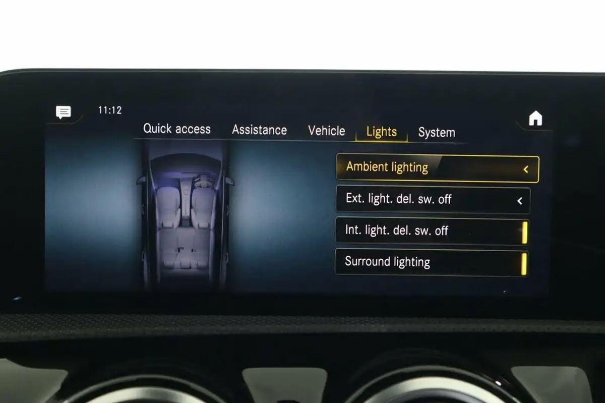 2023-mercedes-benz-cla-13-cla-200-amg-line-shooting-brake-5d-big-43