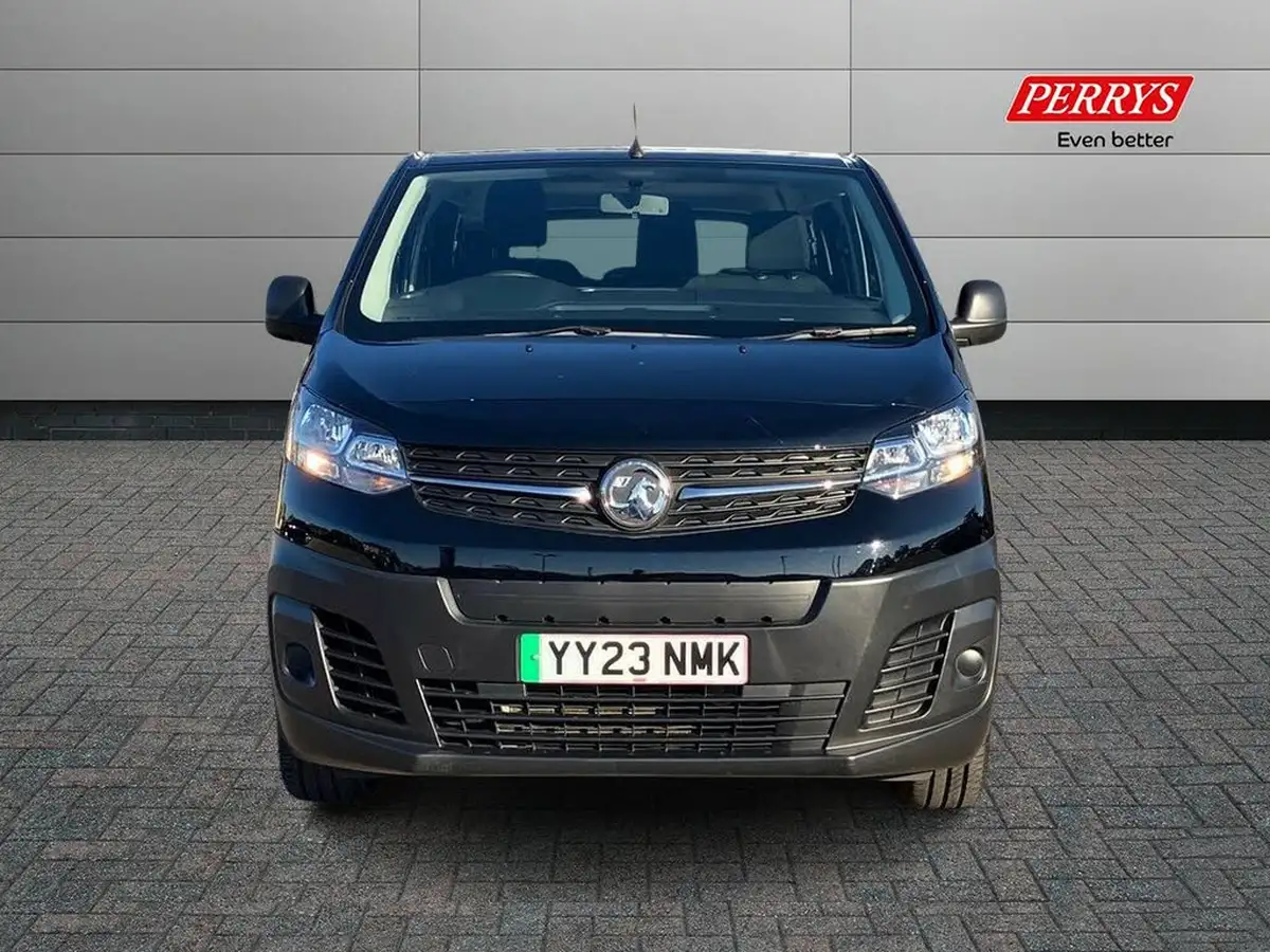 2023-vauxhall-vivaro-life-e-combi-l-big-3