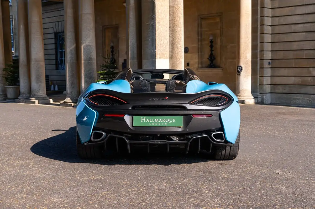 2018-mclaren-570s-38-coupe-big-8