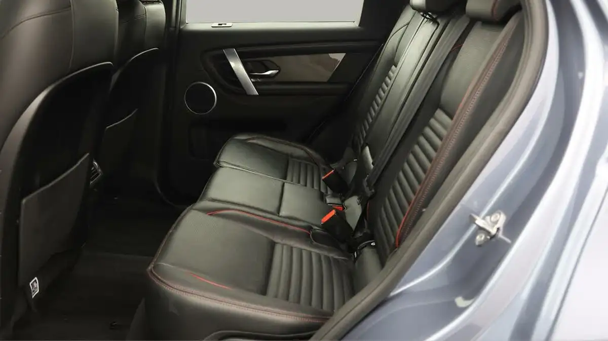 2020-land-rover-discovery-sport-15-p300e-r-dynamic-se-309ps-1498cc-big-15