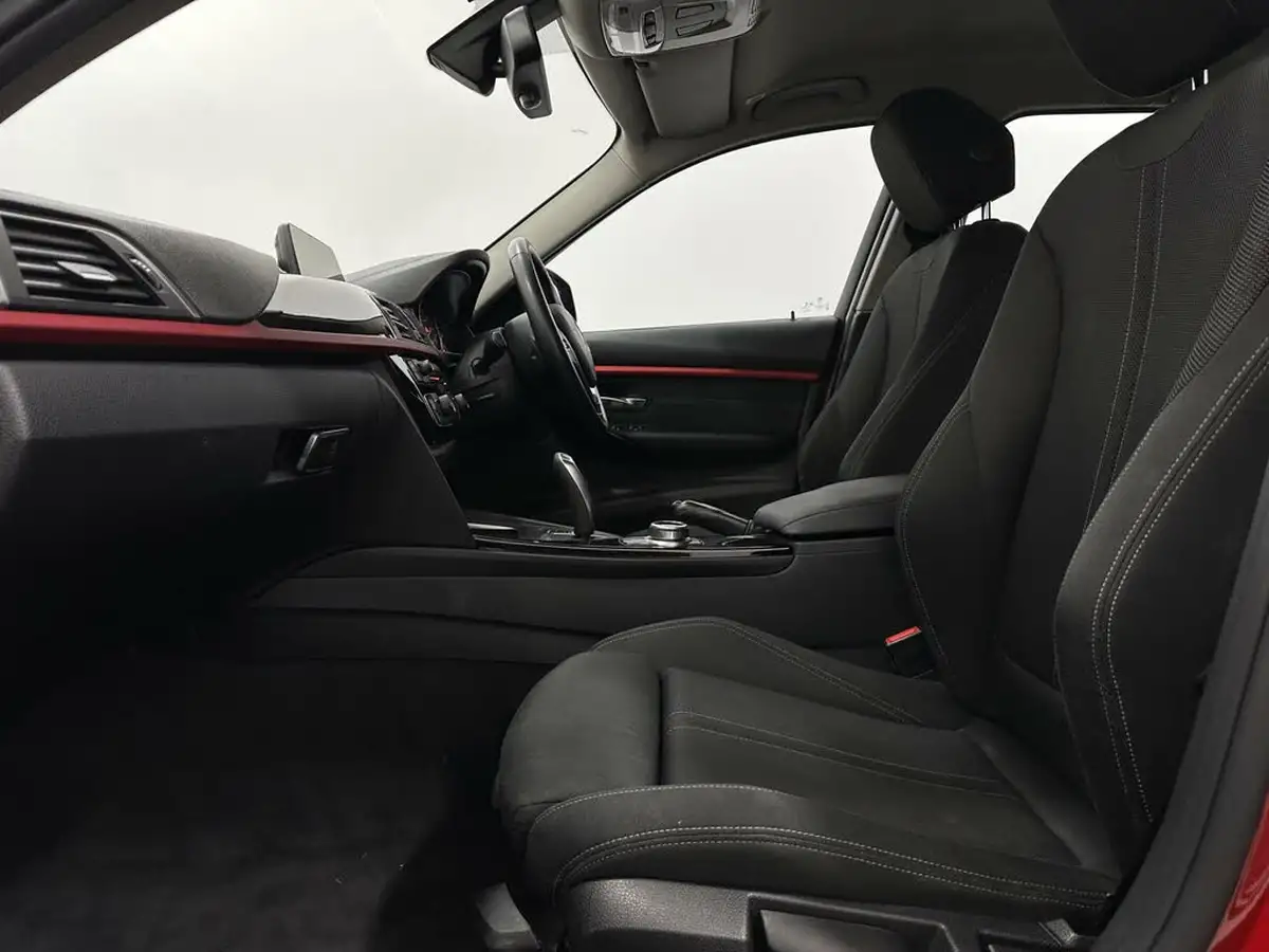 2017-bmw-3-series-20td-318d-sport-touring-5d-auto-big-31