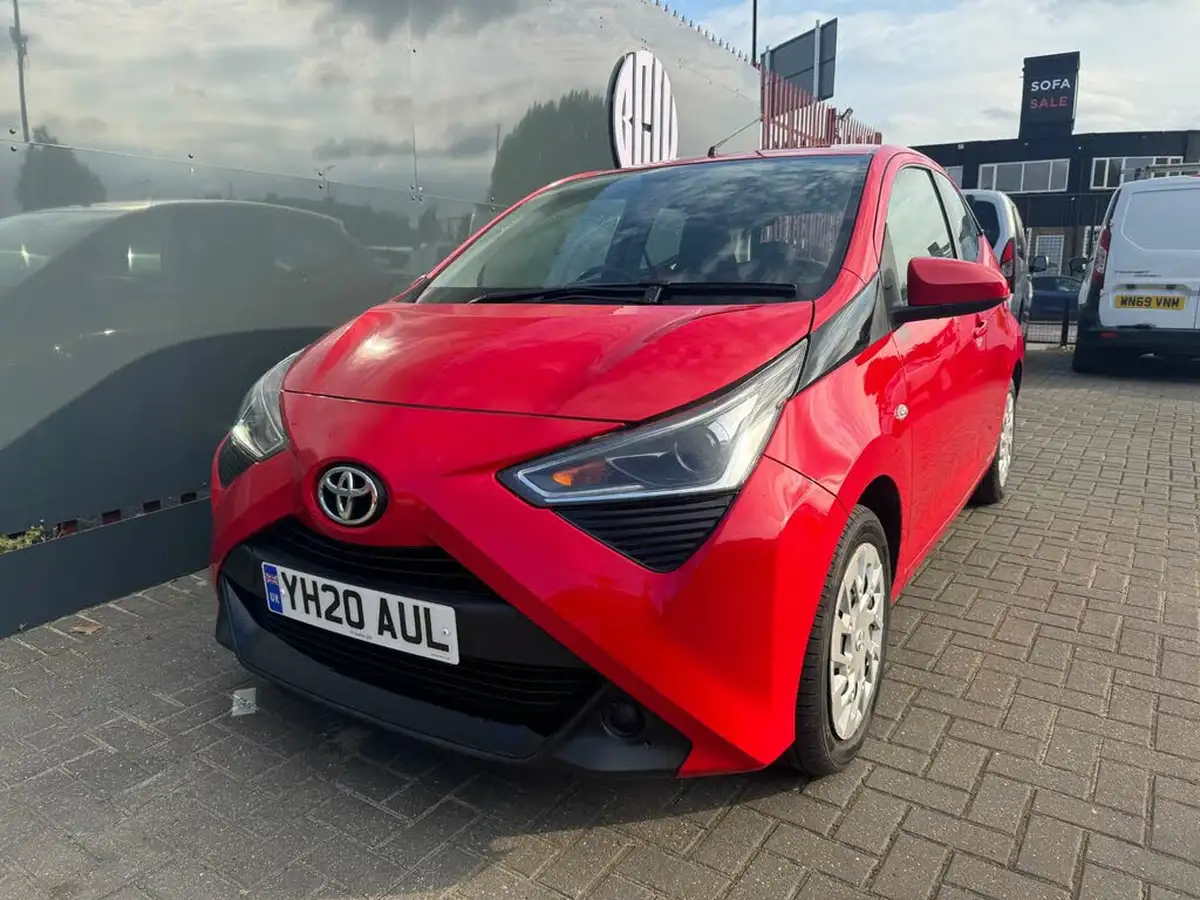 2020-toyota-aygo-10-vvt-i-x-play-big-5