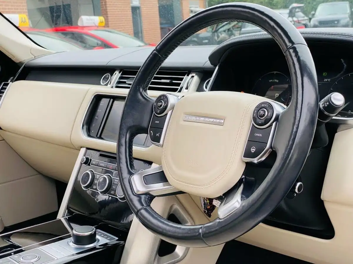 2014-land-rover-range-rover-30tdv6-vogue-se-big-45