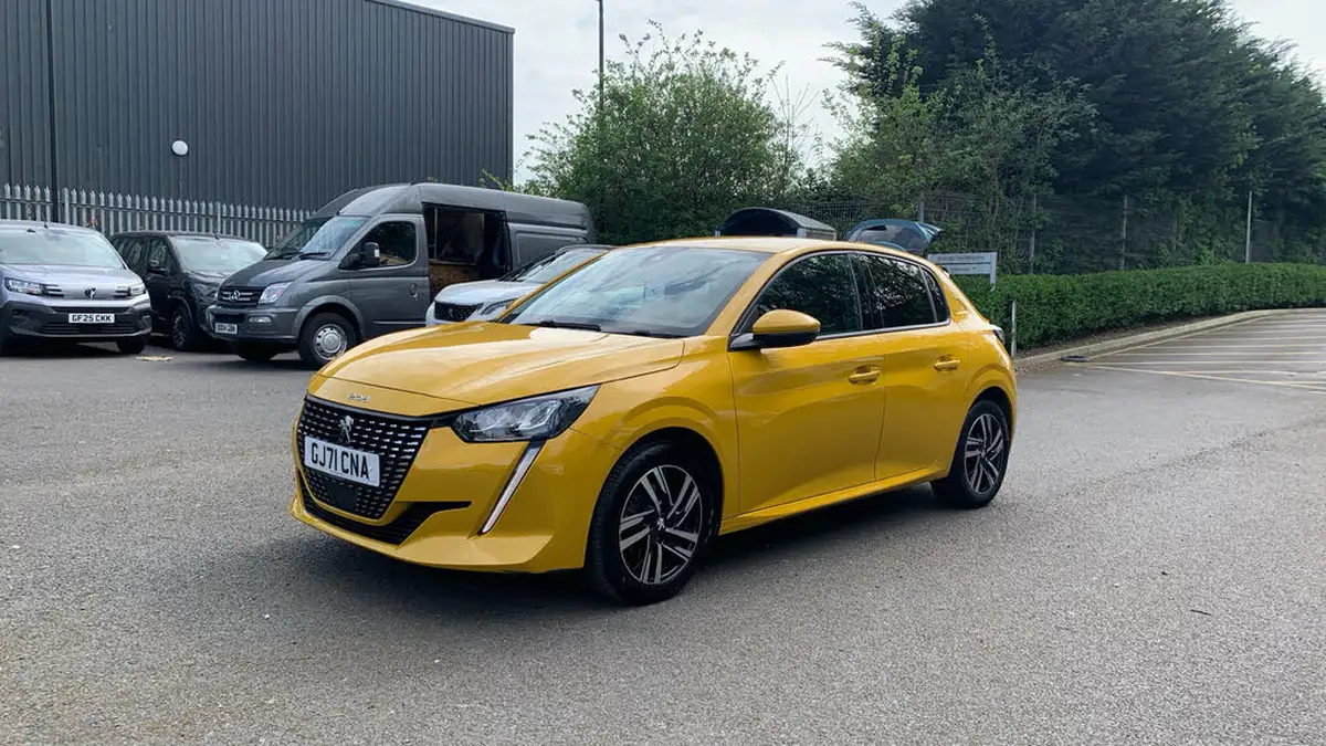 2021-peugeot-208-12-puretech-allure-premium-100bhp-big-6