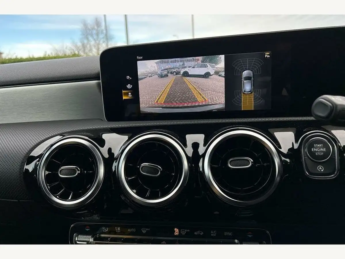 2019-mercedes-benz-a-class-20d-a200d-amg-line-executive-hatchback-5d-big-13
