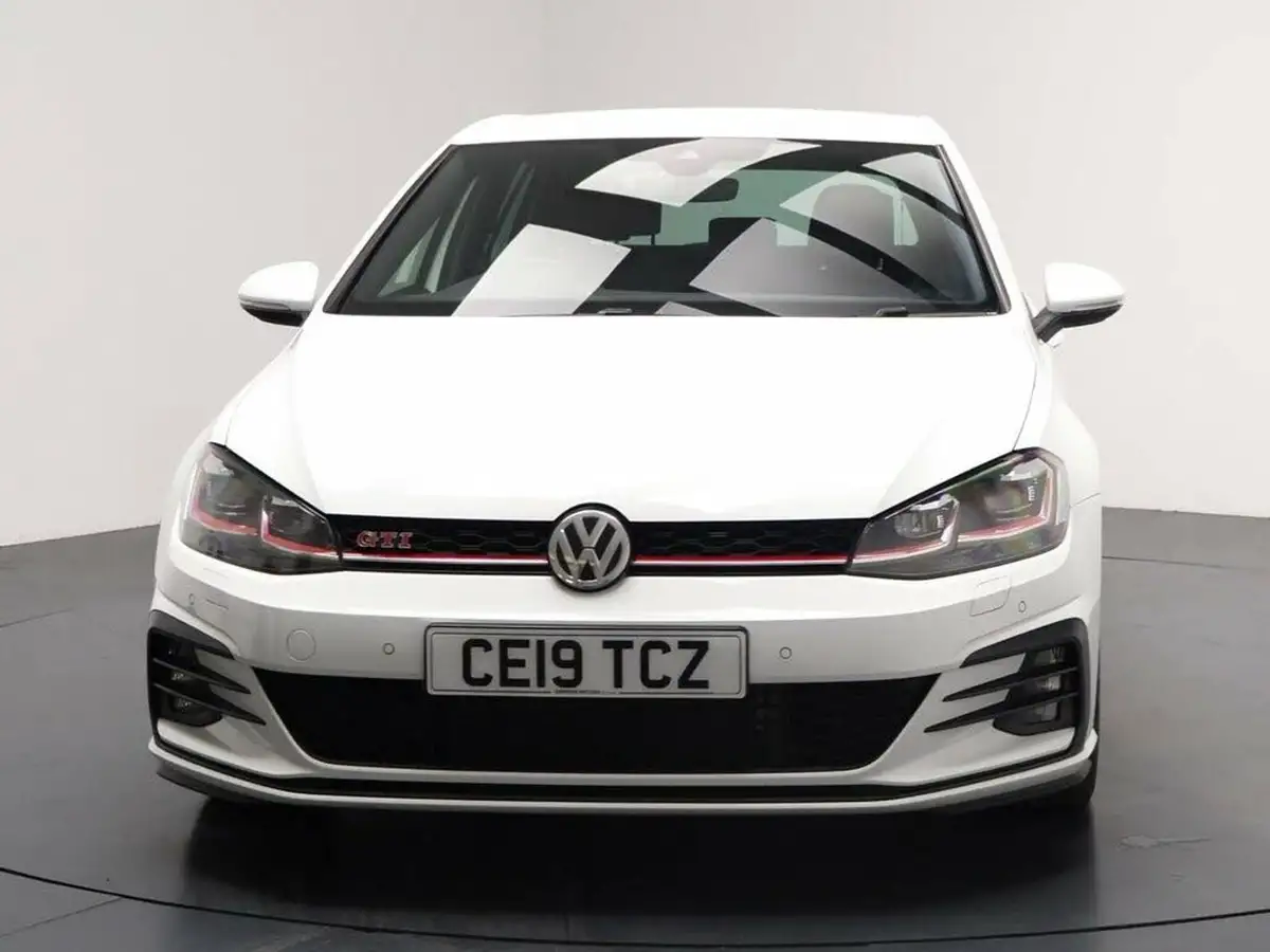 2019-volkswagen-golf-20-tsi-gti-performance-5d-big-4