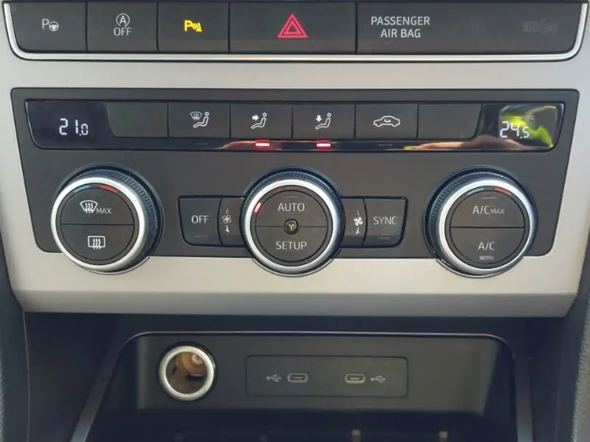 2024-seat-ateca-15-ecotsi-fr-big-15