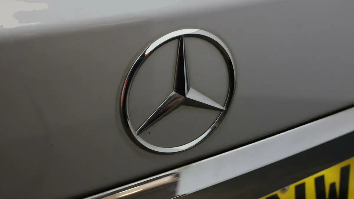 2018-mercedes-benz-b-class-16-b200-amg-line-156ps-premium-plusss-7g-dct-big-20