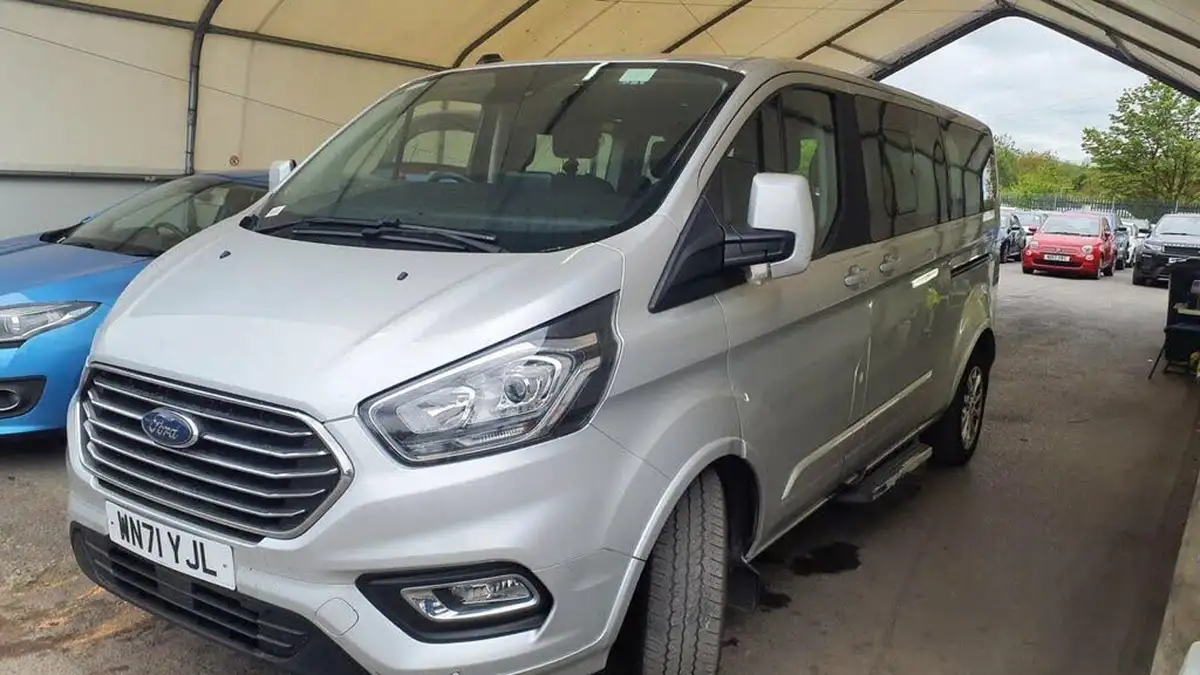 2021-ford-tourneo-custom-20tdci-320-l1-zetec-130pseu6dt-auto-big-1