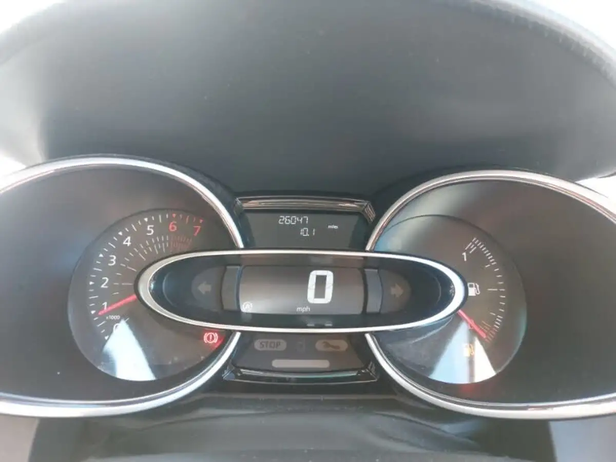 2018-renault-clio-09-tce-iconic-75ps-big-15