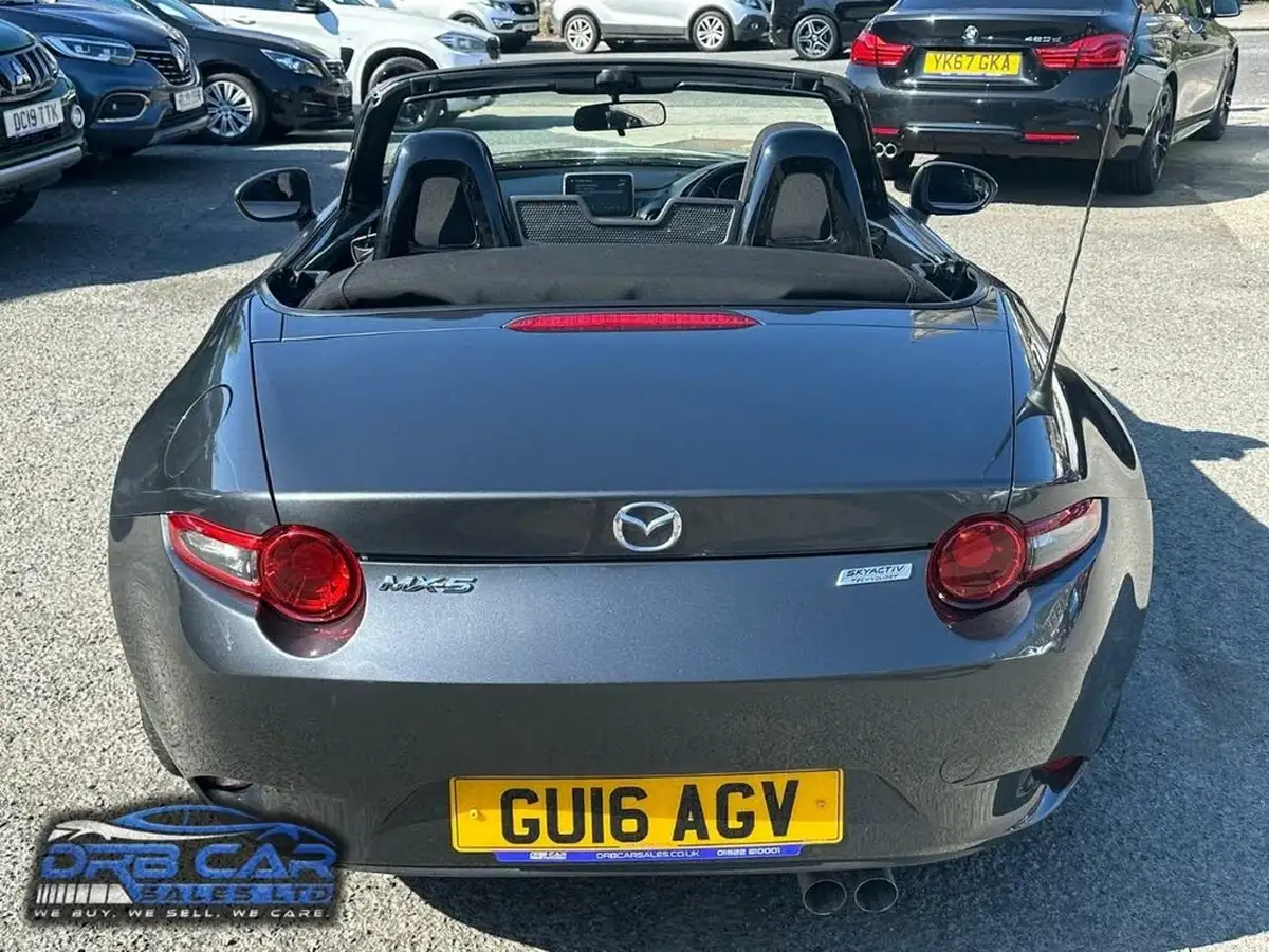 2016-mazda-mx-5-15-se-l-nav-big-4