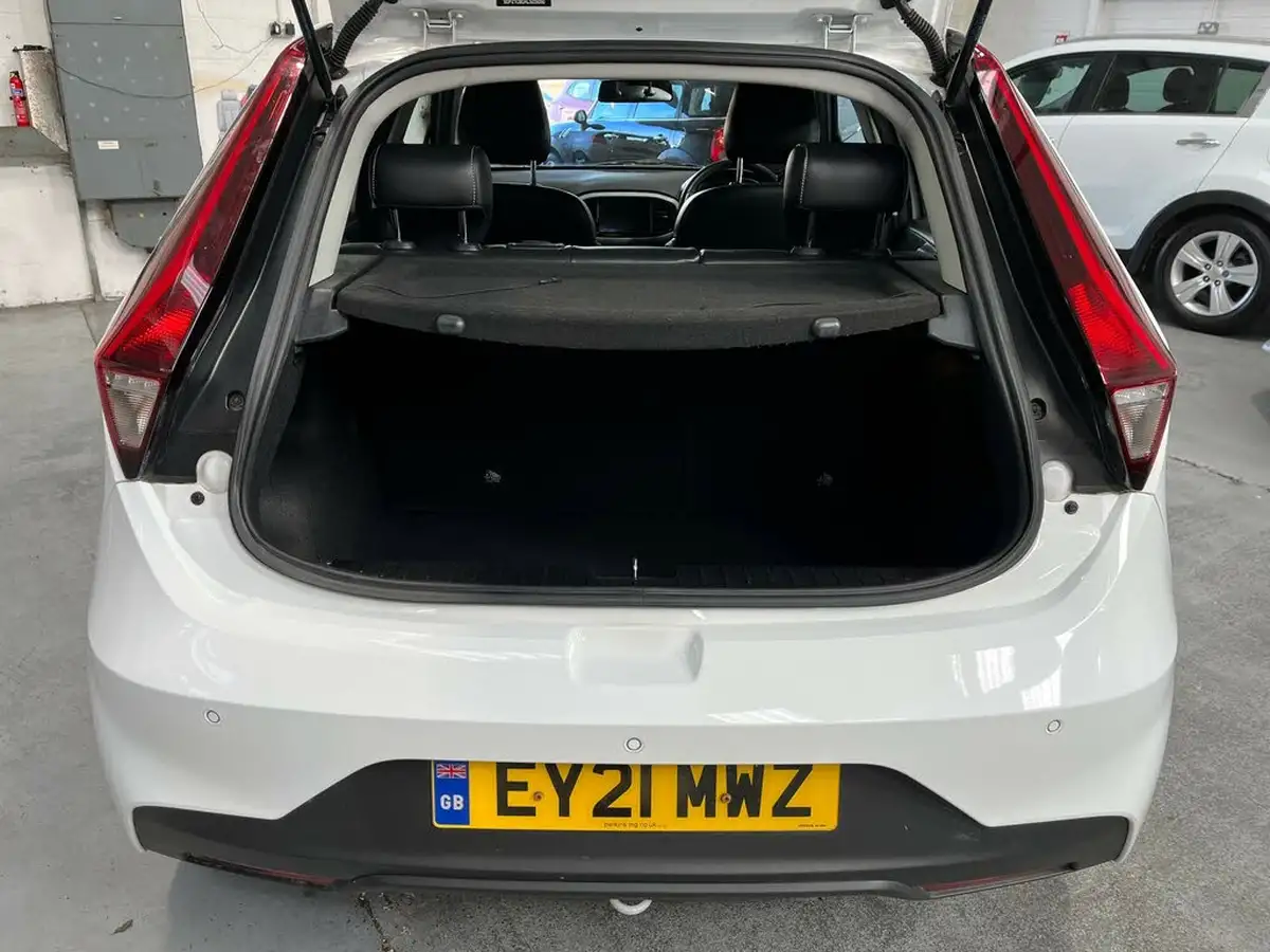 2021-mg-mg3-15-vti-tech-exclusive-nav-big-4