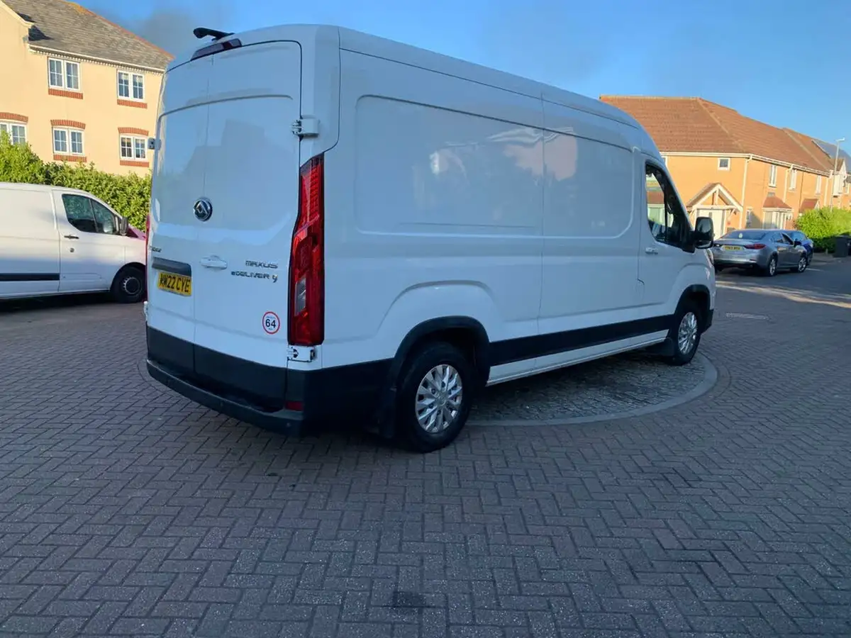 2022-maxus-e-deliver-9-e-lh-515kwh-big-1