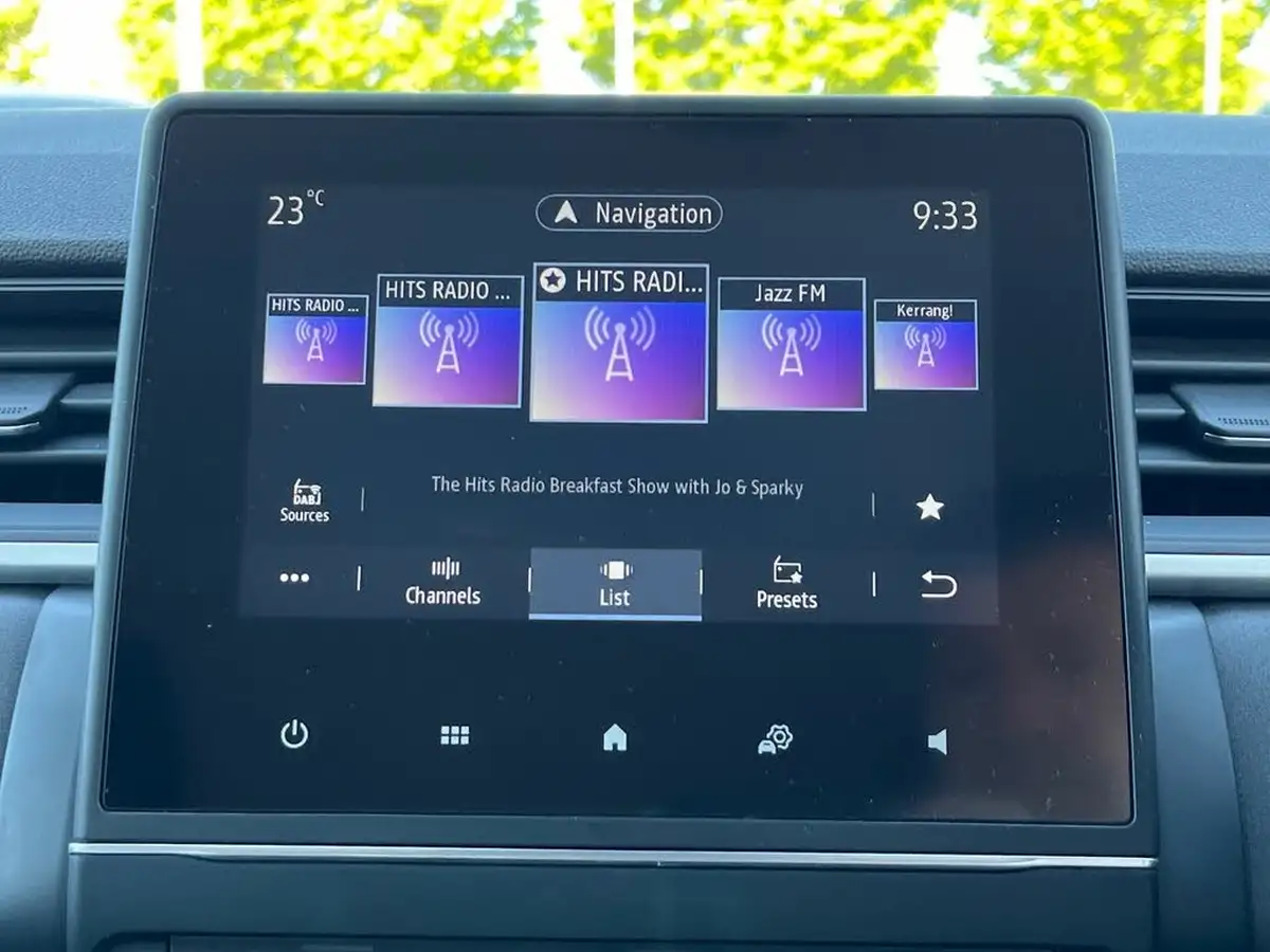 2022-renault-captur-13-tce-iconic-edition-big-20
