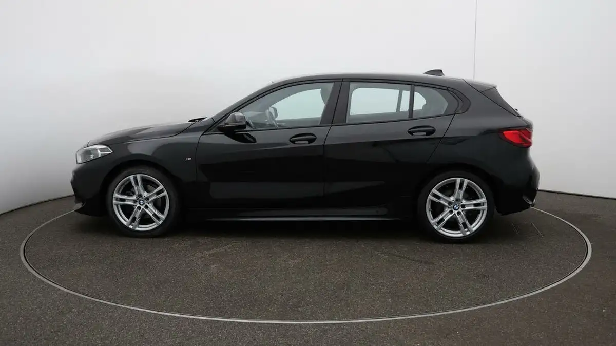 2022-bmw-1-series-15-118i-m-sport-lcp-big-62
