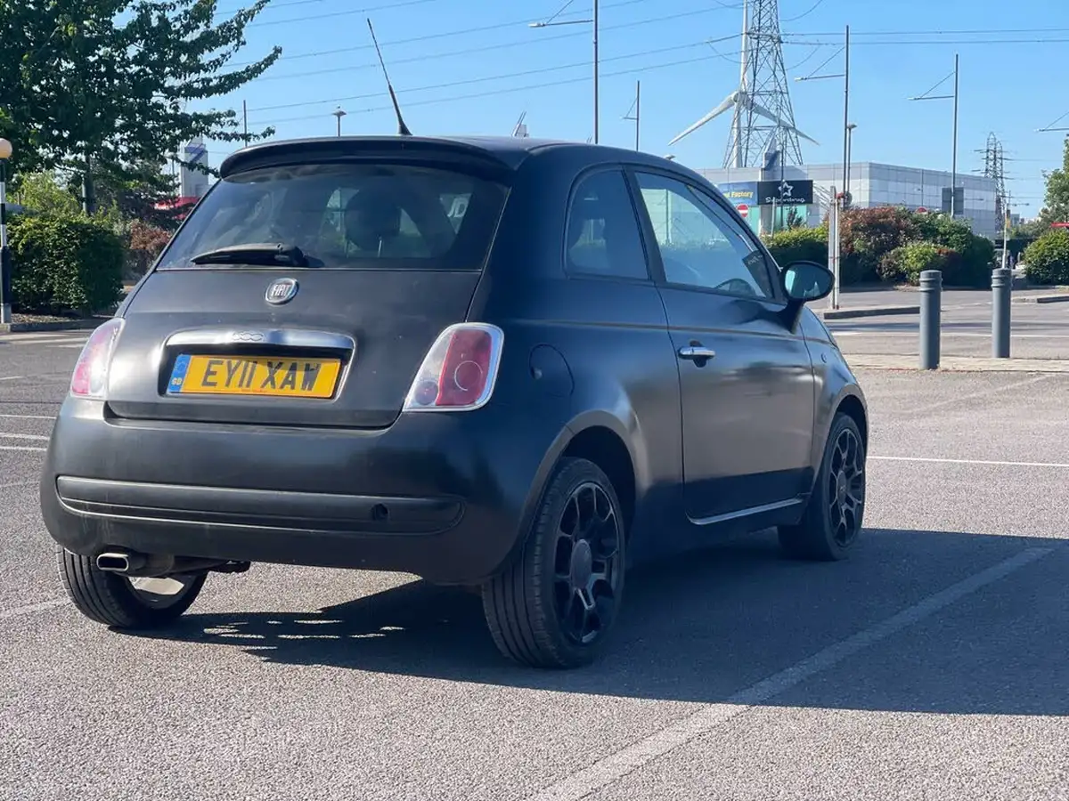 2011-fiat-500-09-matt-black-dualogic-big-5