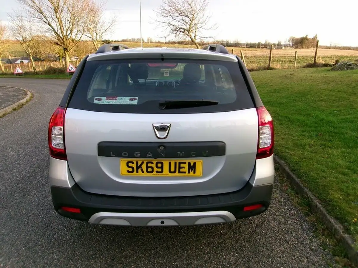 2019-dacia-logan-mcv-stepway-09-tce-techroad-big-3