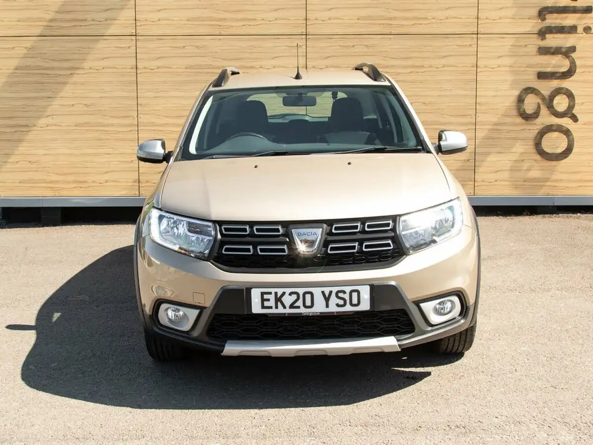 2020-dacia-logan-mcv-stepway-09-tce-comfort-big-4
