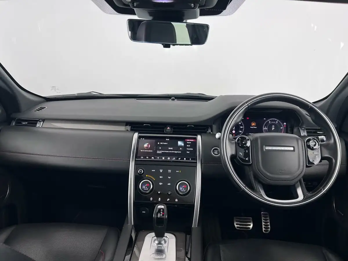2020-land-rover-discovery-sport-20-d180-r-dynamic-hse-big-23
