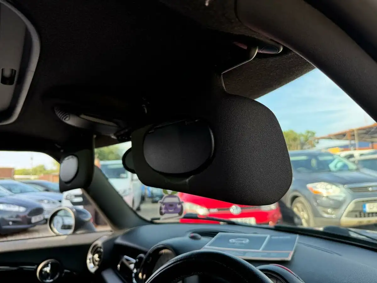 2011-mini-cooper-16-cooper-s-hatchback-3d-auto-big-36