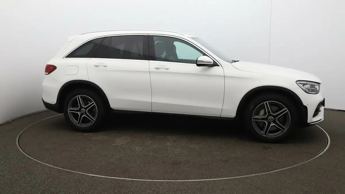 2019-mercedes-benz-glc-class-20d-glc220d-amg-line-station-wagon-5d-4matic-plus-big-45