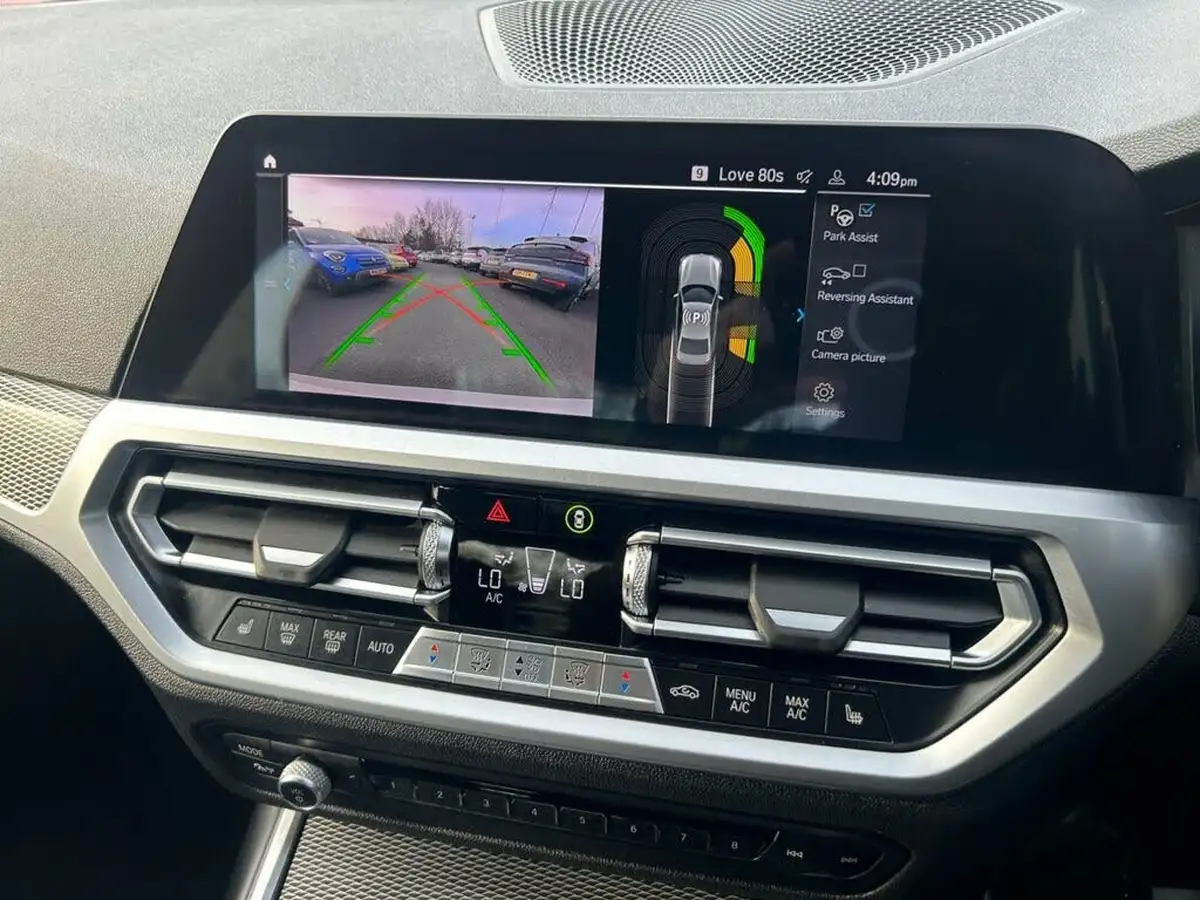 2019-bmw-3-series-20-330e-m-sport-plus-pack-big-16