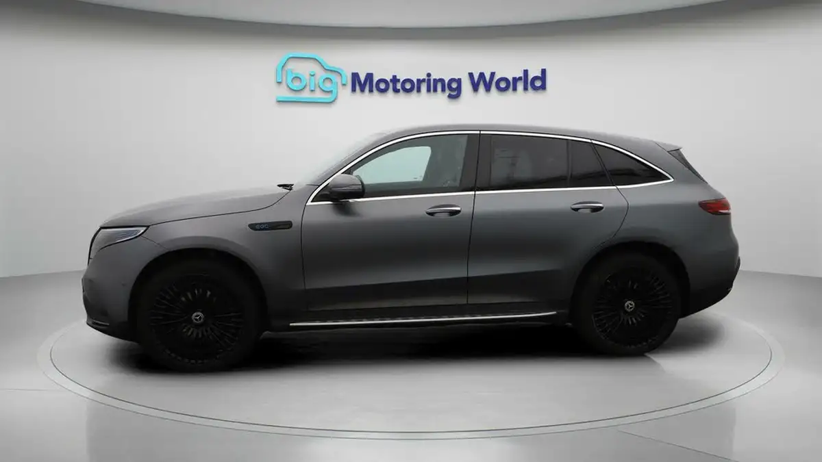 2022-mercedes-benz-eqc-e-eqc-400-amg-line-premium-plus-big-4