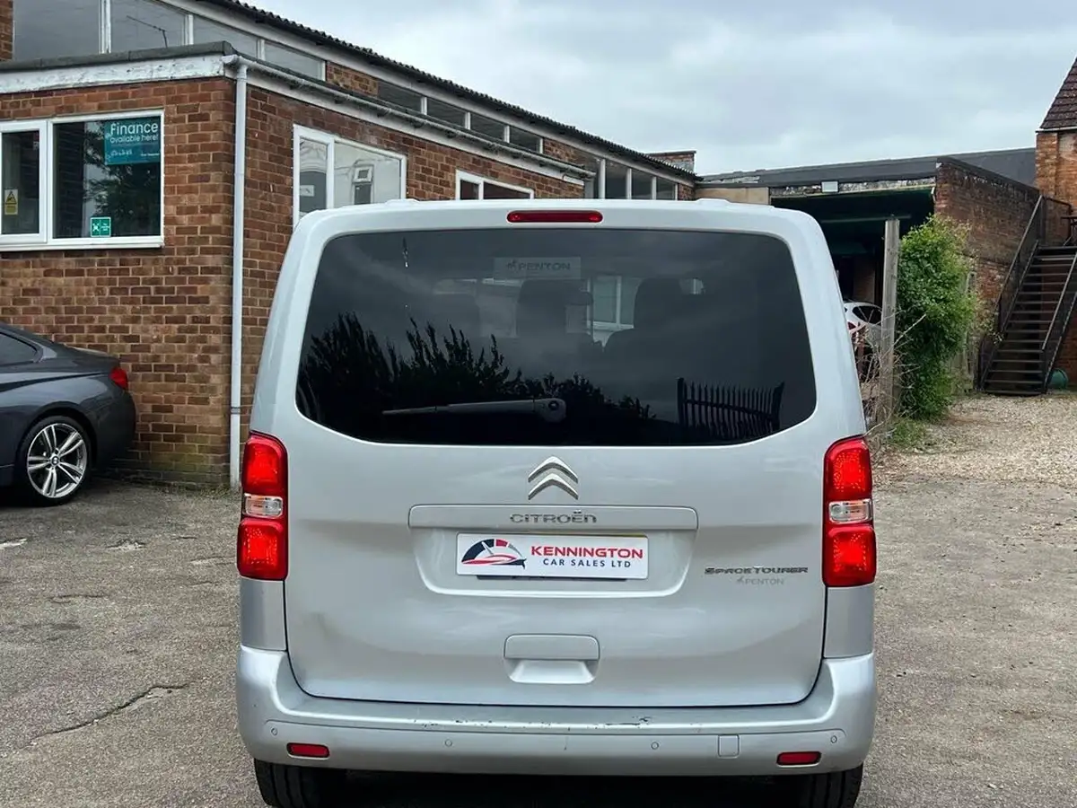 2019-citroen-spacetourer-15bluehdi-business-m-big-18