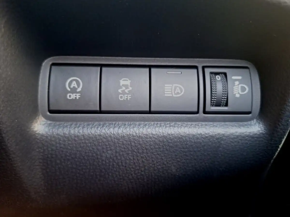 2023-toyota-aygo-x-10-vvt-i-edge-big-11