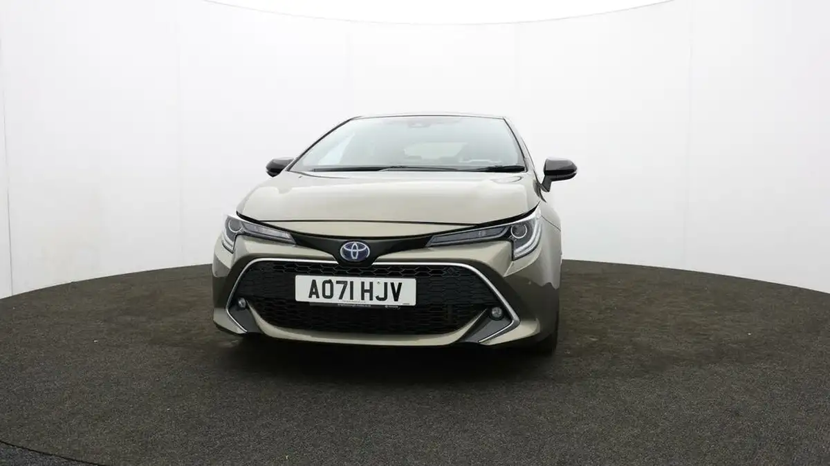 2022-toyota-corolla-18-vvt-i-excel-120bhp-trk-hatchback-big-53