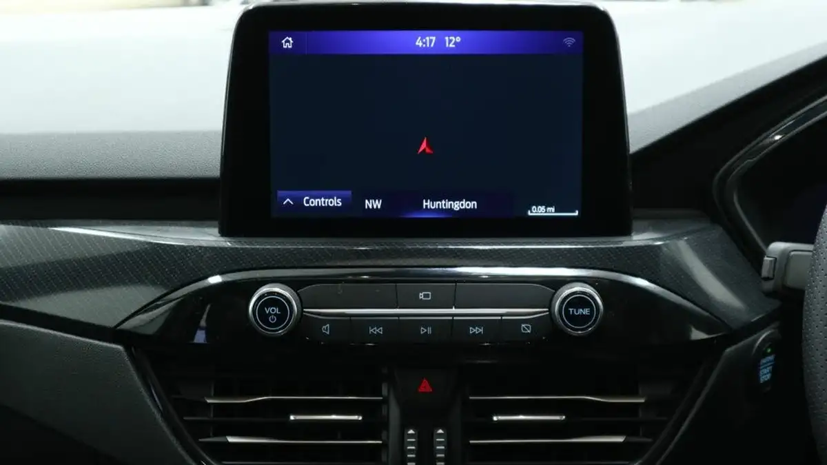 2024-ford-kuga-25t-st-line-x-edition-225ps-phev-big-18