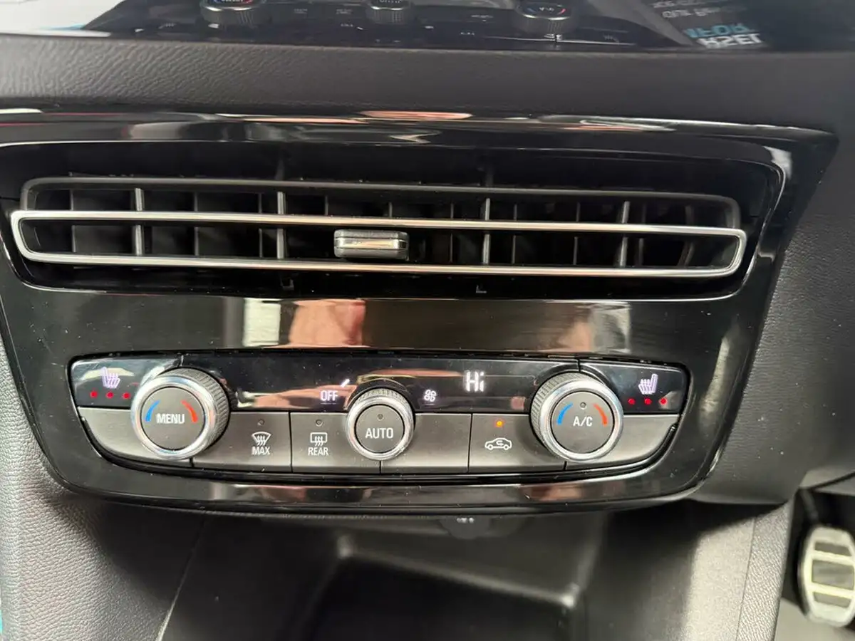 2023-vauxhall-mokka-12-gs-136ps-big-58