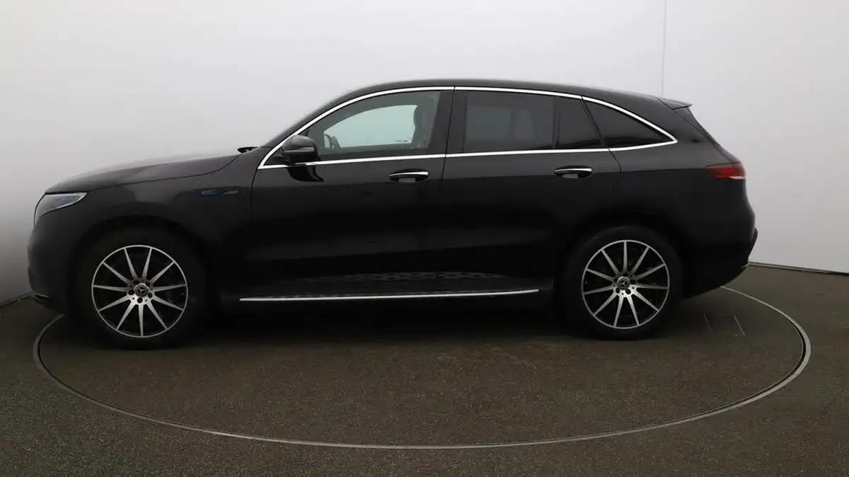 2021-mercedes-benz-eqc-e-eqc-400-amg-line-big-64