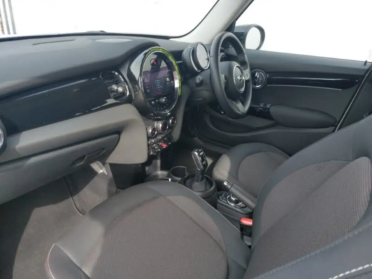 2022-mini-cooper-15-cooper-classic-hatchback-5d-auto-big-4