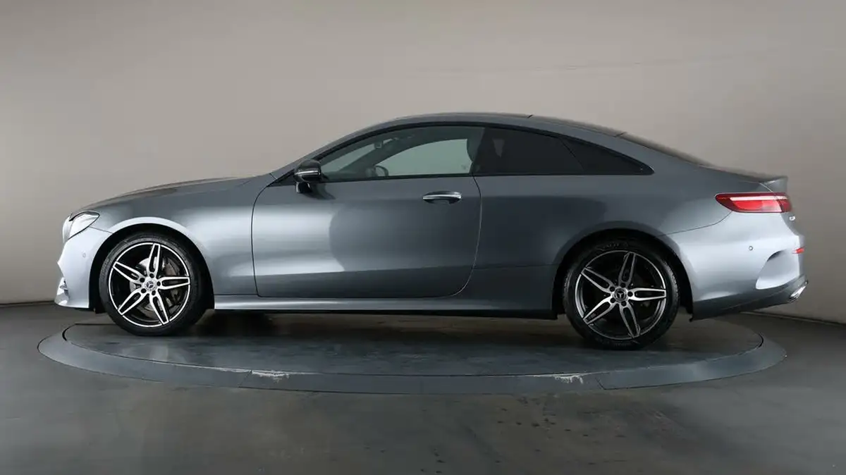 2017-mercedes-benz-e-class-20d-e220d-amg-line-premium-plusss-coupe-2d-big-36