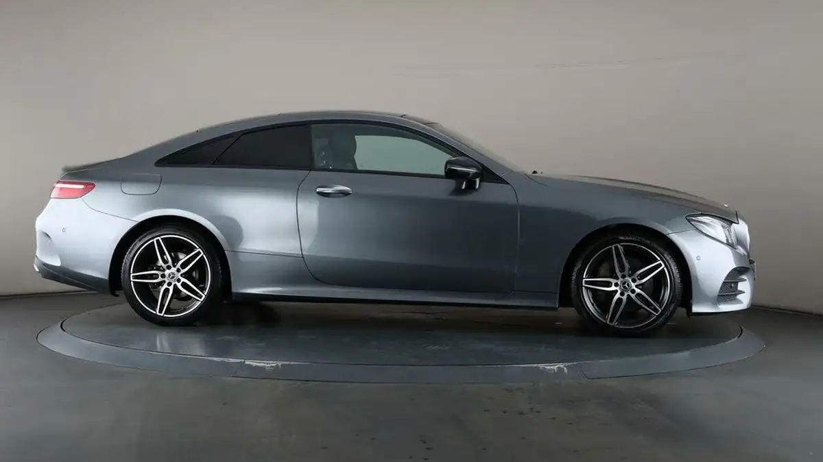 2017-mercedes-benz-e-class-20d-e220d-amg-line-premium-plusss-coupe-2d-big-60