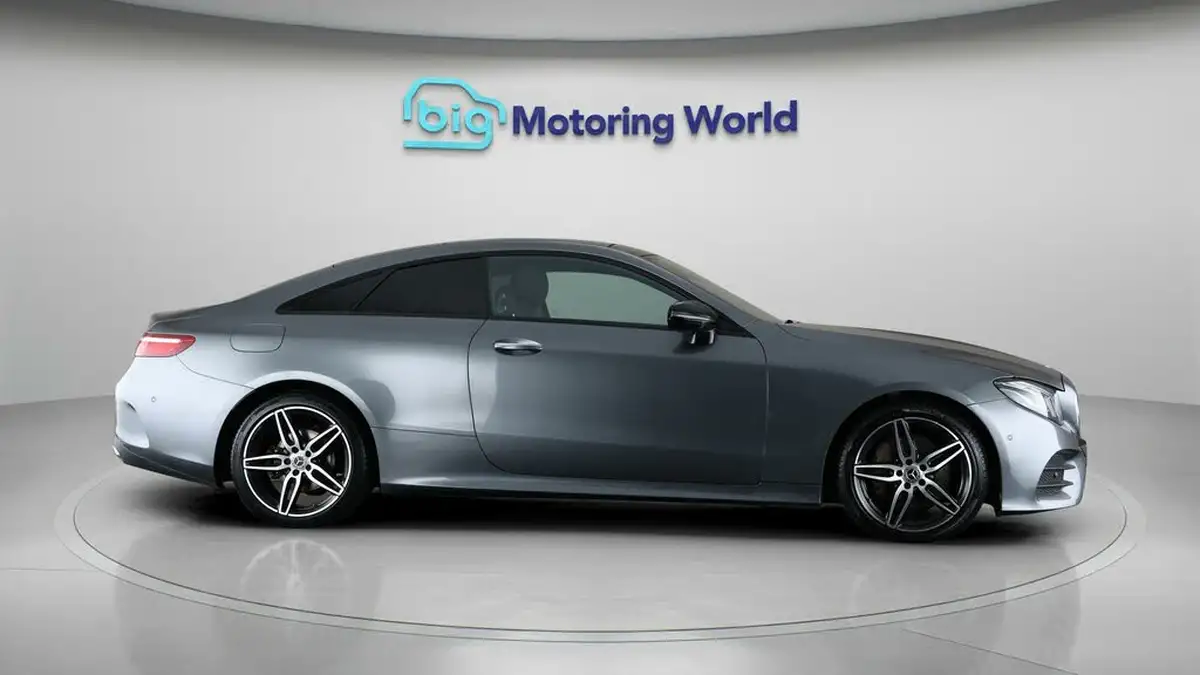 2017-mercedes-benz-e-class-20d-e220d-amg-line-premium-plusss-coupe-2d-big-8