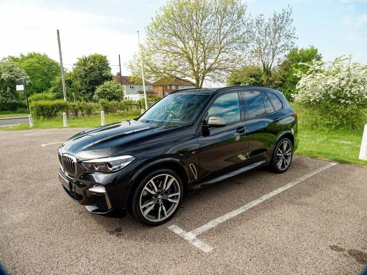 2020-bmw-x5-30td-m50d-big-15