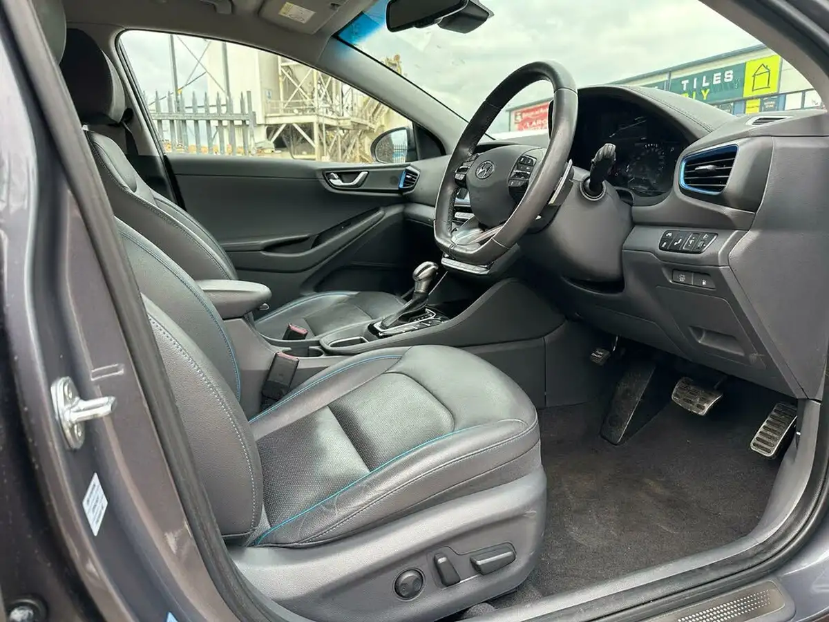 2018-hyundai-ioniq-16-gdi-premium-se-hybrid-big-13