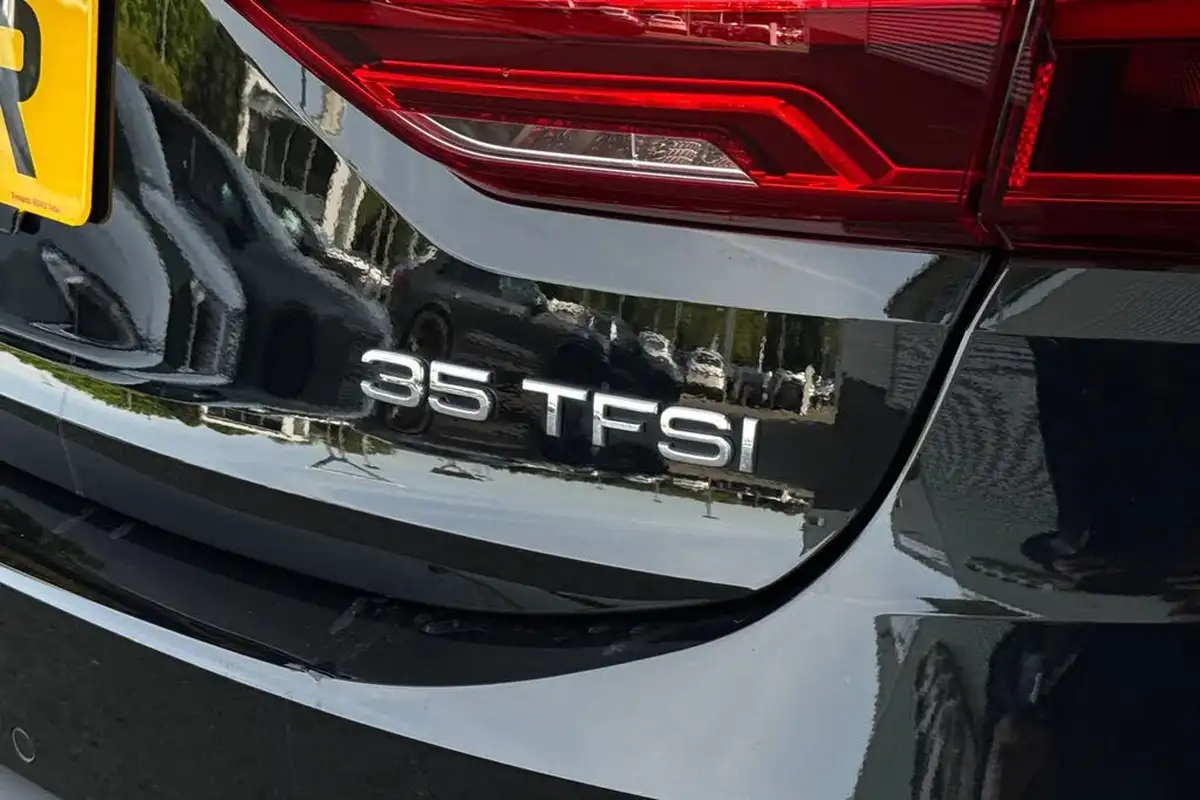 2024-audi-q3-15-35-tfsi-s-line-sportback-tronic-big-28